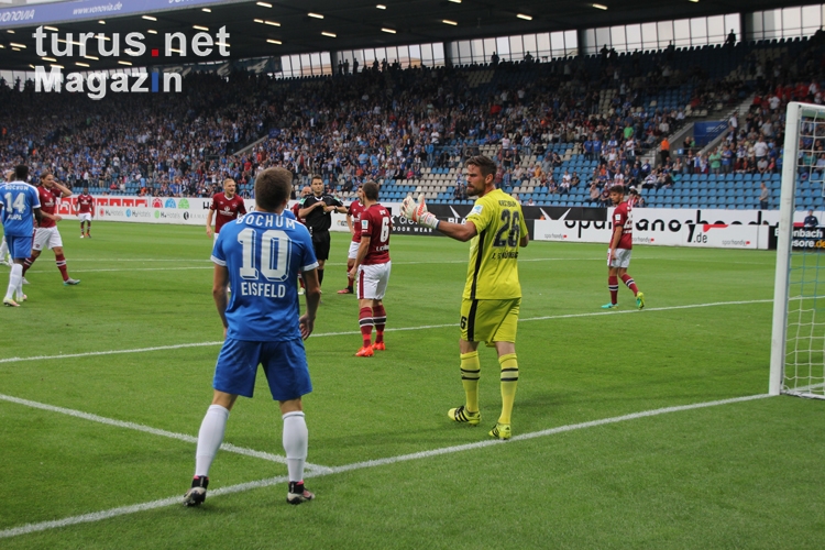 Spielszenen VfL Bochum gegen FCN
