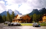 Holzhäuser im kanadischen Banff