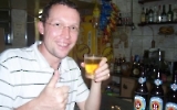 Ein Cerveja in einer Bar in Copacabana
