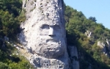 Gesicht in Fels  gehauen / Decebal Dacia (Rumänien)