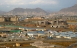 Blick auf die afghanische Hauptstadt Kabul, Islamische Republik Afghanistan, Kriegsschäden & Camp