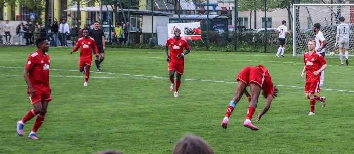 CFC Hertha 06 vs. Rostocker FC: Knackiges Spitzenspiel in der Sömmeringstraße