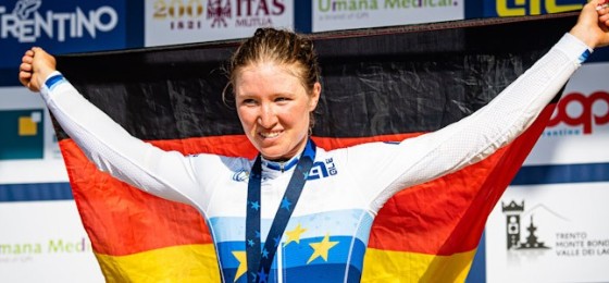 Linda Riedmann wird Juniorinnen-Europameisterin im Straßenrennen