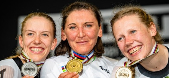 Deutsche Frauenpower im Straßenradsport - Lisa Brennauer &amp; Co. für 2022 gut gerüstet und stark motiviert