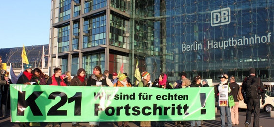 Aktionstag der Stuttgart-21-Gegner in Berlin in vollem Gange
