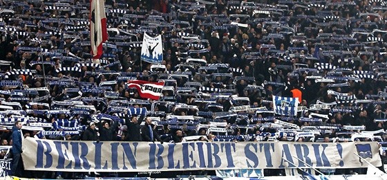 Hertha BSC vs. SV Darmstadt 98: Emotionaler Sieg im Schatten des Anschlags