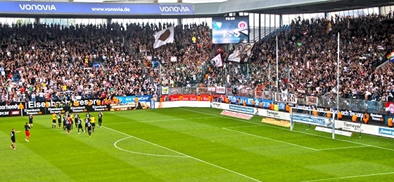 FC St. Pauli krönt rasante Rückrunde in Bochum vor 5.000 mitgereisten Fans