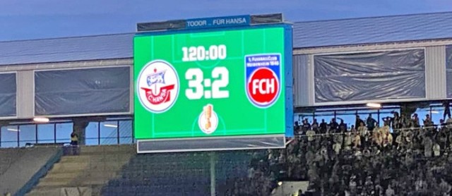 F.C. Hansa Rostock vs. 1. FC Heidenheim: Ein Torjubel wie ein Erdbeben