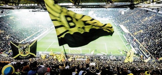 Borussia Dortmund vs. Werder Bremen: Ins Aus kullernde Bälle - ein Blick von der Südtribüne aus
